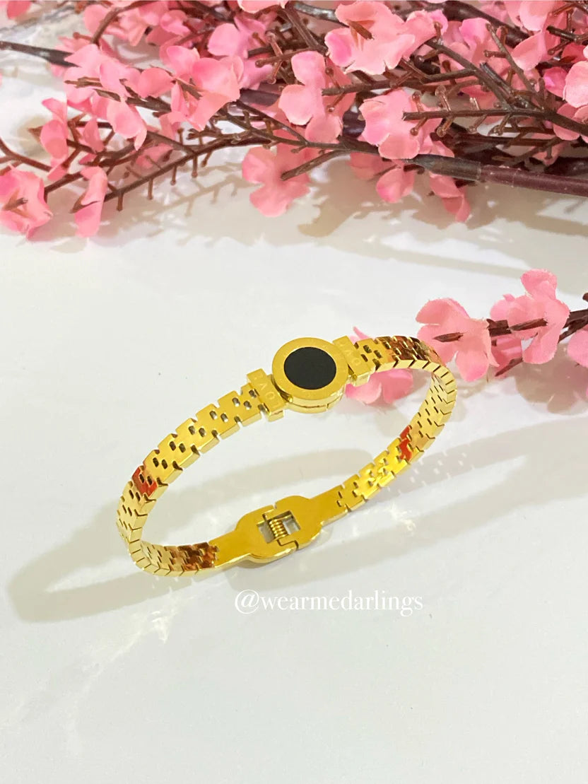 Gold plated black stone bracelet